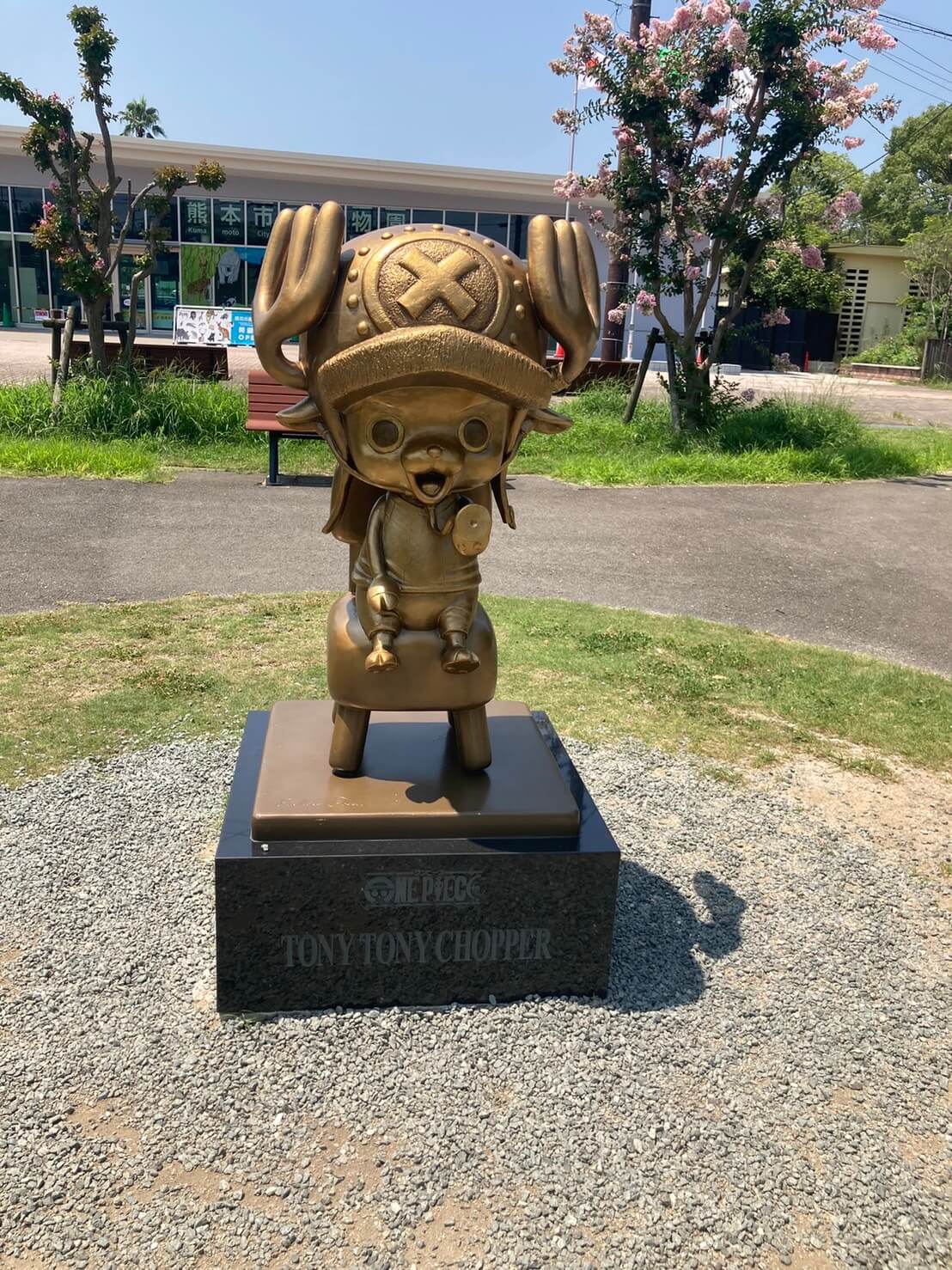 【熊本ワンピース像】熊本復興プロジェクト！熊本県内のワンピース像10体をコンプリート観光 / 熊本しるなび